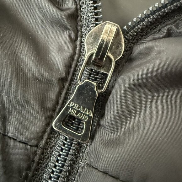 Vintage Prada Art. SGV730 Nylon Jacket - Picture 6 of 9
